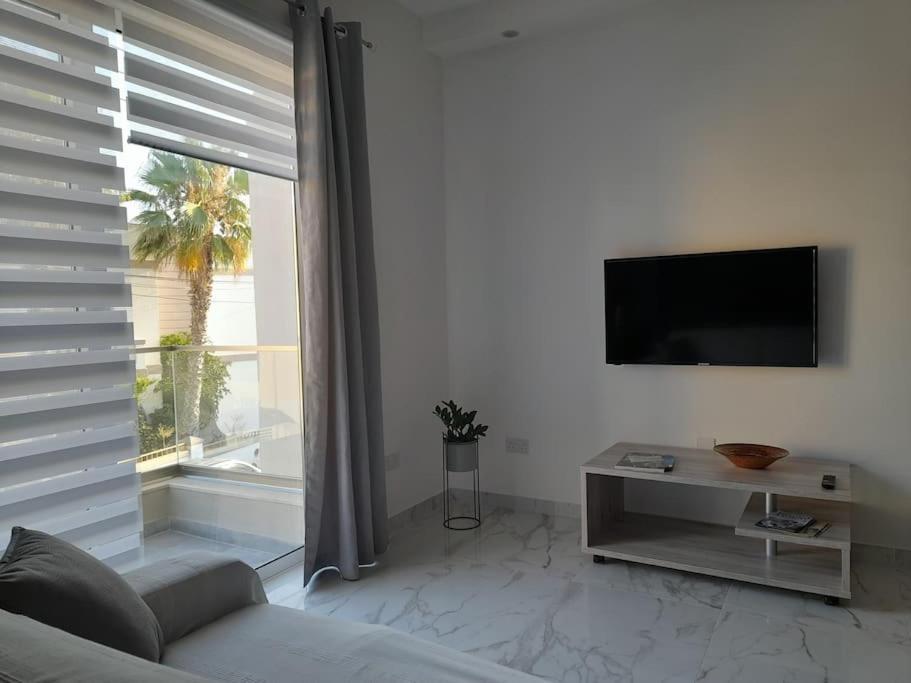 Coral Reef Apartments 세인트폴스베이 외부 사진