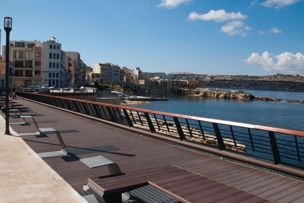 Coral Reef Apartments 세인트폴스베이 외부 사진