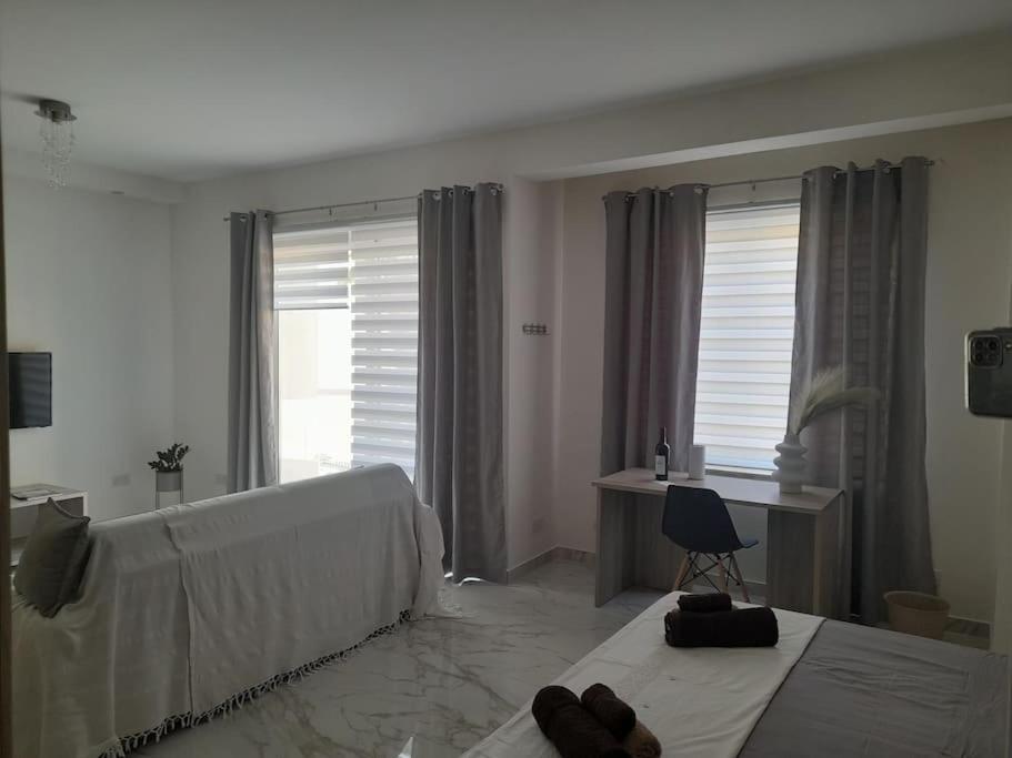 Coral Reef Apartments 세인트폴스베이 외부 사진